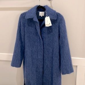 Dark Azurite Belted Slim Fit Coat
VINCE- NEW with tag
$795